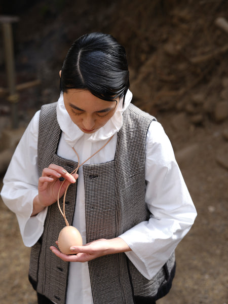 Chalaza Vest