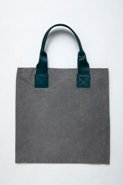<tc>Carbon Tote_M</tc>