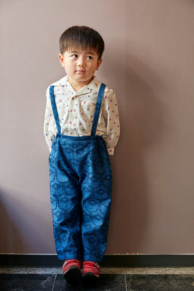 KIDS SUSPENDER PANTS - TEA CUP SASHIKO