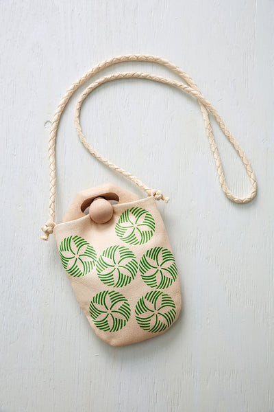 <transcy>Tin Bag Round</transcy>