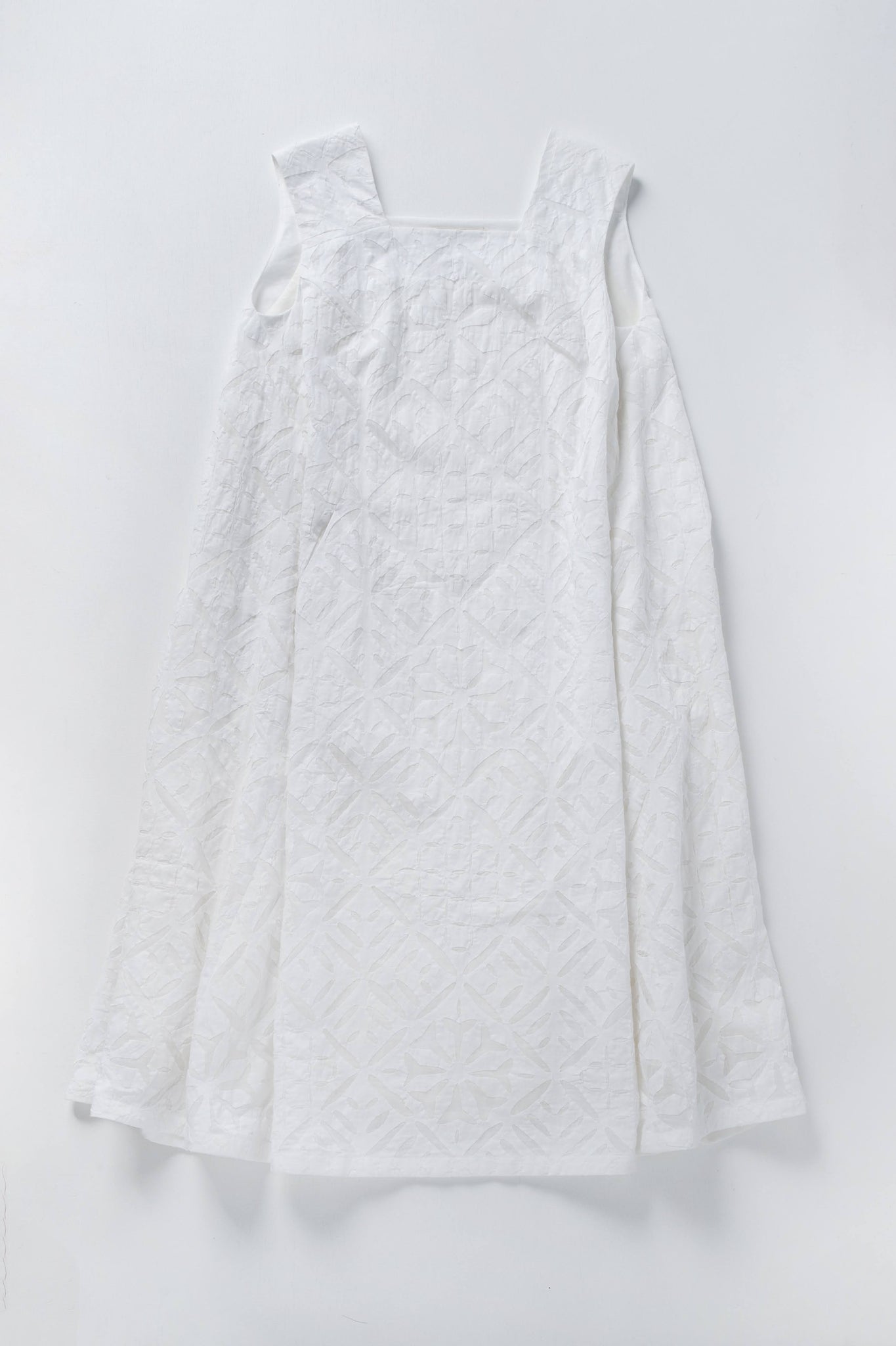 COTYLEDON DRESS
