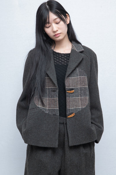 <tc>Magatama Jacket Right Button</tc>