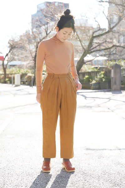 <transcy>Calyx Linen Pants</transcy>